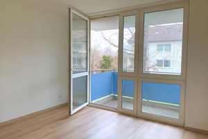 Helle 1-Zimmer-Wohnung mit Balkon, Einbauküche und Einbauschrank in Hannover - Ahlem – Am Dornbusch 7, 30453 Hannover – Vorschaubild 1