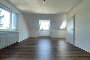3-Zimmer Dachgeschosswohnung in Bi.-Hillegossen – frei ab 01.07.