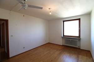 Traumhafter Alpenblick! Helle 3-Zi.-Wohnung mit Loggia & Stellplatz in Neuhausen  – Leonrodstrasse 62, 80636 Alte Kaserne, München – Vorschaubild 12