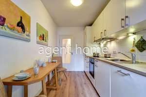 MÖBLIERT - ZENTRAL und HELL - 3-Zimmer-Wohnung mit Balkon in S-Mitte – Die vollständige Adresse der Immobilie erhältst du vom Anbieter., 70182 Dobel, Stuttgart – Vorschaubild 51
