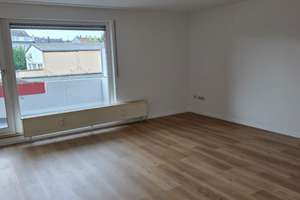 Renovierte 3 Zimer-Wohnung mit Aufzug, Garage, Balkonkraftwerk, Video-Sprechanlage (insgesamt: 1.140 – Von-der-Mark-Str. 17, 47137 Mittelmeiderich, Duisburg – Vorschaubild 11