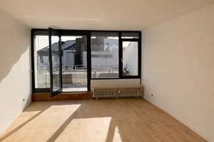 Viel Platz in 4-Zimmer-Wohnung in Düsseldorf Benrath mit Rheinblick – Benrather Schloßallee 12, 40597 Benrath, Düsseldorf – Vorschaubild 5