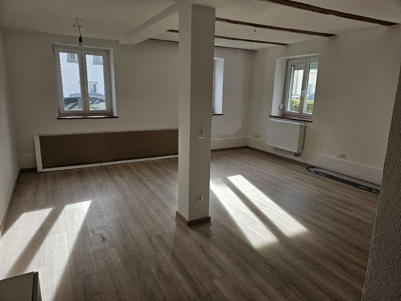 Immobilie in Allensbach - 3-Familien-Doppelhaushälfte mit Nebengebäude im Hinterhof in zentraler Ortslage von Alle - Bild 0