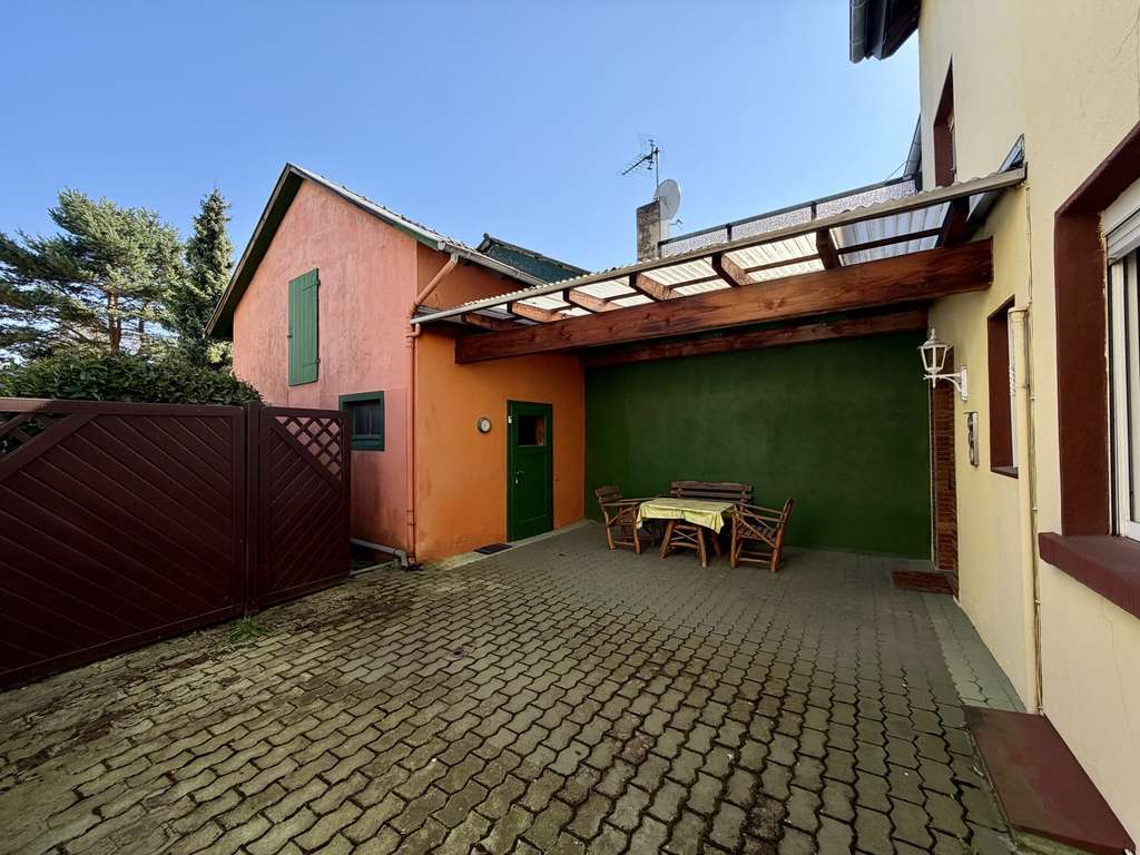 Immobilie in Bad Hönningen - Toll aufgeteiltes EFH mit traumhaftem Garten - Bild 3