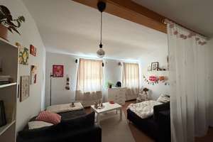 Kompakt wohnen in Erfurt: 1-Zimmer-Dachgeschosswohnung – Altonaer Str. 6, 99085 Krämpfervorstadt, Erfurt – Vorschaubild 2