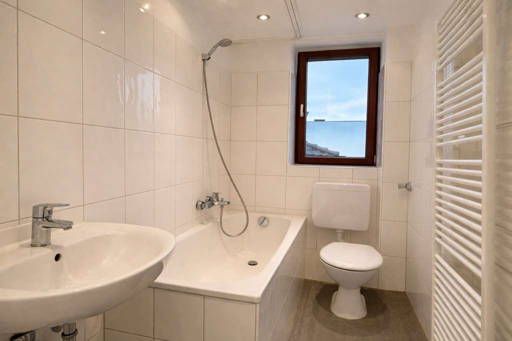 Immobilie in Hilden - Ideal für Eigennutzer oder Kapitalanleger: 2-Zimmer-Wohnung in Top-Lage - Bild 3