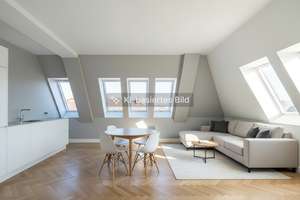 Dachgeschosswohnung mit großzügiger Sonnenterrasse im Innenausbau – Wohnen über den Dächern Berlins – Die vollständige Adresse der Immobilie erhältst du vom Anbieter., 12249 Lankwitz, Berlin – Vorschaubild 2