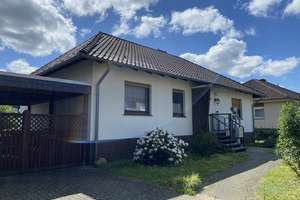 Gemütlicher Bungalow mit Ausbaureserve in beliebter Lage - Erichshagen – Die vollständige Adresse der Immobilie erhältst du vom Anbieter., 31582 Nienburg (Weser) – Vorschaubild 2