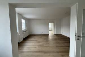 Freundliche 4-Zimmer-Wohnung in Darmstadt – Die vollständige Adresse der Immobilie erhältst du vom Anbieter., 64283 Mitte, Darmstadt – Vorschaubild 10