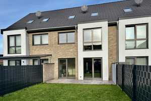 Freundliches 5-Zimmer-Reihenhaus mit luxuriöser Innenausstattung in Willich – Karl-Kox-Straße 9a, 47877 Viersen (Kreis) – Vorschaubild 2