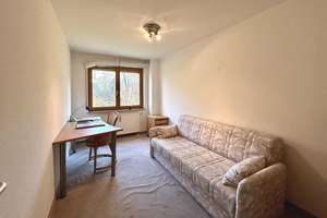 Freie 3-Zi.-EG-Whg. mit Blick ins Grüne, Balkon, EBK, Parkett, Bj. ca. 1996, TG-Stellplatz – Die vollständige Adresse der Immobilie erhältst du vom Anbieter., 70469 Feuerbacher Tal, Stuttgart – Vorschaubild 6