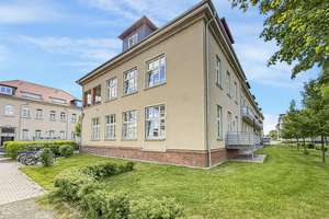 Property thumbnail 2