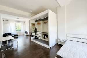 Langfristig inkl. Möbel - großzügiger Loft mit Südbalkon fast am Potsdamer Platz – Schöneberger Ufer 51, 10785 Tiergarten, Berlin – Vorschaubild 9