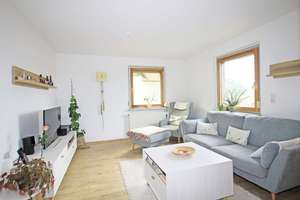 Gepflegtes Einfamilienhaus mit Panoramablick in Waldrandlage – Die vollständige Adresse der Immobilie erhältst du vom Anbieter., 72461 Albstadt – Vorschaubild 5