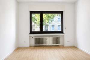 Attraktive 3-Zi-Wohnung mit Dachterrasse in Düsseldorf-Benrath – Die vollständige Adresse der Immobilie erhältst du vom Anbieter., 40597 Benrath, Düsseldorf – Vorschaubild 8