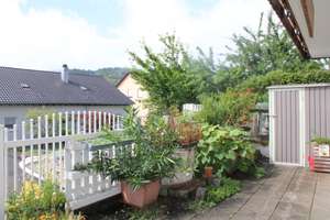 2-Zimmer-Einlieger-Wohnung mit Terrasse und Stellplatz