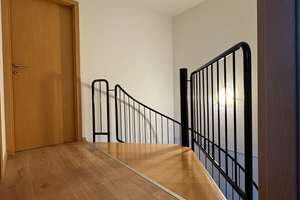 Lichtdurchflutete Maisonettewohnung mit großer Dachterrasse Am Krenzelsberg – vermietet – Die vollständige Adresse der Immobilie erhältst du vom Anbieter., 66115 Burbach, Saarbrücken – Vorschaubild 5