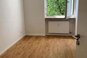 Helle 3 Zimmer-Wohnung, ca. 72 qm, 2026 kernsaniert, Balkon, Keller, hochwertige Ausstattung, EBK