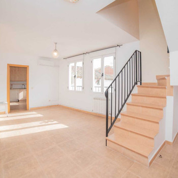 Duplex im ersten Stock von 136m2