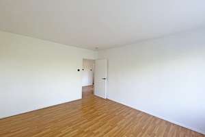 Frisch renovierte 3-Zimmer-Whg. inkl. Außenstellpl. im Grünen in energetisch san. Haus in Bramfeld – Die vollständige Adresse der Immobilie erhältst du vom Anbieter., 22177 Bramfeld, Hamburg – Vorschaubild 8