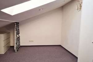 Maisonettewohnung mit zusätzlichem Wohnbereich und TG-Stellplatz in München-Allach – Bergetstraße 12, 80997 Allach, München – Vorschaubild 7