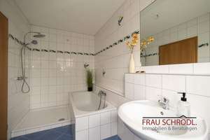 SCHÄTZELE MARKT SPECIAL
- Traumhaus in Tengen - – Die vollständige Adresse der Immobilie erhältst du vom Anbieter., 78250 Tengen – Vorschaubild 20