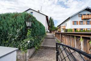 FIRSTPLACE - Schönes Reihenhaus in toller Lage Oberhaching zu vermieten – Pöttinger Str. 9, 82041 Oberhaching – Vorschaubild 3