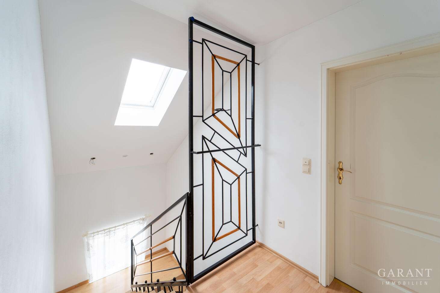 Immobilie in Stammham - Großzügiges Einfamilienhaus in ruhiger Ortsrandlage von Stammham  - Bild 5