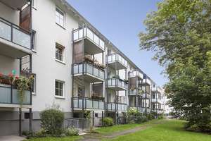 Gemütliche 2-Zimmer-Wohnung mit Tageslichtbad und Balkon – Weizenfeldstr. 21, 30419 Stöcken, Hannover – Vorschaubild 2