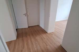 sanierte EG 3 Zimmer Wohnung zu sofort bereit! – Schulenburger Landstraße 112, 30165 Hainholz, Hannover – Vorschaubild 10