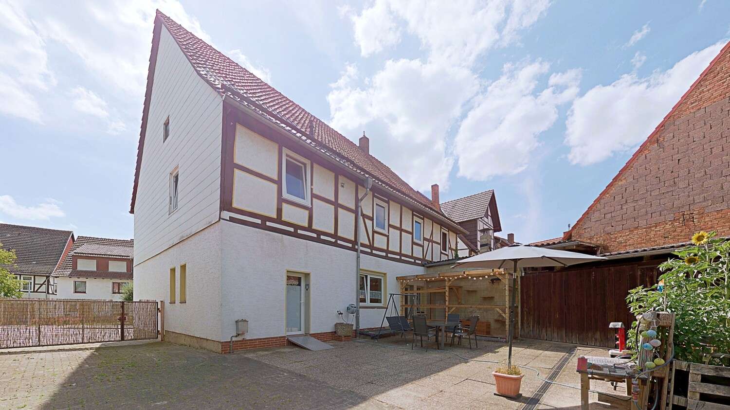 Familien(t)raum im Fachwerkstil – Sanierungsbedürftiges Haus mit großem Grundstück, Kassel Kreis – Bild 4