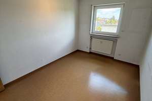 Wohnen mit Weitblick - 3,5-Zimmer-Wohnung mit Münsterblick und Balkon in Pfuhl – Die vollständige Adresse der Immobilie erhältst du vom Anbieter., 89233 Neu-Ulm – Vorschaubild 4