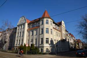 Wunderschöne 4-Zi.-Wohnung mit Balkon und Kaminofen – 6114 Giebichenstein, Halle (Saale) – Vorschaubild 2