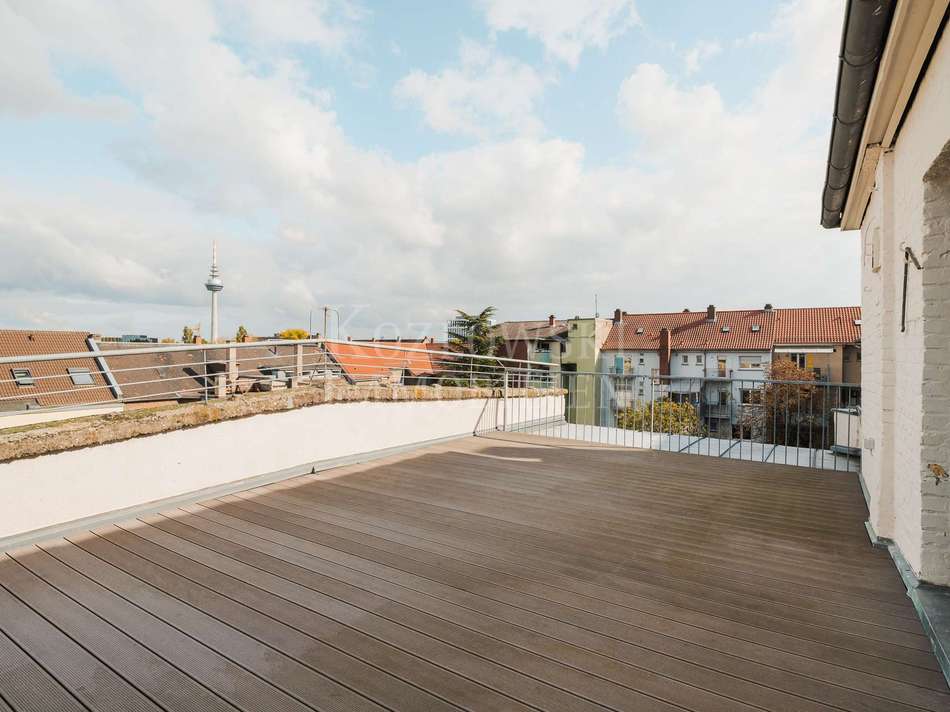 Blick zum Fernsehturm