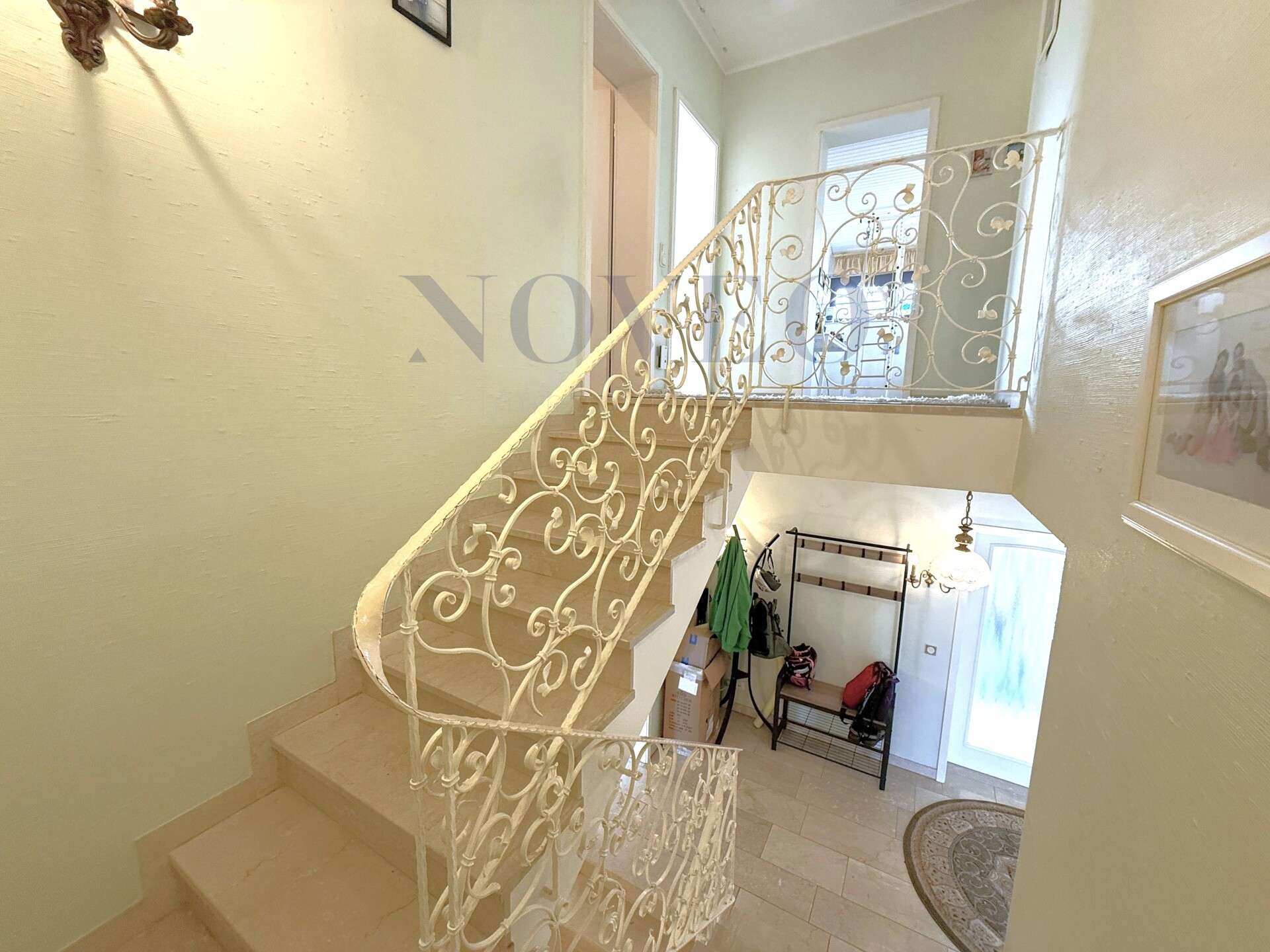 Immobilie in Mühltal - Ruhig gelegenes, großes Einfamilienhaus in Feldrandlage inklusive  ebenerdiger Einliegerwohnung - Bild 6