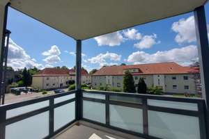 Optimaler Grundriss- Außenjalousien - großer Südbalkon! – Friedrichstraße 59, 39387 Oschersleben (Bode) – Vorschaubild 1