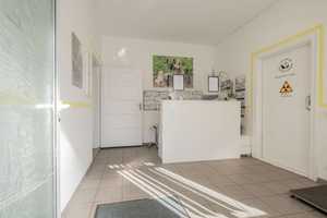 Wohn- und Geschäftshaus mit attraktiver Maisonette-Wohnung, Praxis und Einliegerwohnung, nahe S-Bhf – Märkisch-Oderland (Kreis) – Vorschaubild 12
