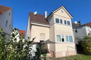 Kirchheim-Paradiesle: Wohnen in bester Lage - stilvolles EFH mit hohen Decken und viel Platz! – Esslingen (Kreis) – Vorschaubild 1