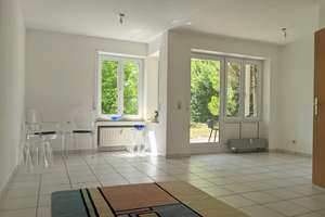 Moderne Wohnung am Eselsberg mit Garten - bezugsfrei & provisionsfrei!