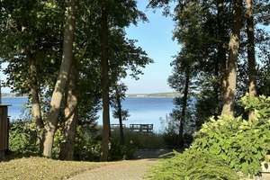 Luxuriöse Doppelhaushälfte mit Seeblick am Fleesensee (ca. 30 m), Boots-/Badesteg, Whirlpool, Sauna  – Die vollständige Adresse der Immobilie erhältst du vom Anbieter., 17213 Göhren-Lebbin – Vorschaubild 3