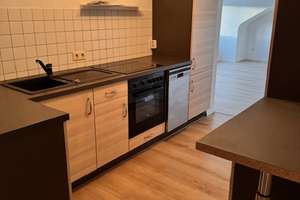 Charmante 2-Zimmer Dachgeschosswohnung in Bonn-Beuel – Die vollständige Adresse der Immobilie erhältst du vom Anbieter., 53225 Schwarzrheindorf/Vilich-Rheindorf, Bonn – Vorschaubild 8