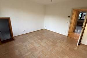 Parterrewohnung mit separatem Eingang und Einbauküche in Solingen – Untenhöhscheid 74, 42657 Burg/Höhscheid, Solingen – Vorschaubild 10