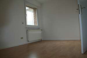 3-Zi.-Whg mit Garage in ruhigem 4-Parteienhaus in Porz-Urbach – Die vollständige Adresse der Immobilie erhältst du vom Anbieter., 51145 Urbach, Köln – Vorschaubild 13