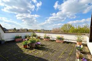 3-ZI.-WHG. MIT ANGRENZENDEM APARTMENT, DACHTERASSE UND 2 PKW-STELLPLÄTZEN IN CITYNÄHE ZU – Die vollständige Adresse der Immobilie erhältst du vom Anbieter., 47799 Cracau, Krefeld – Vorschaubild 2