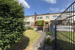 Tolles Reihenhaus mit Garten & Garage (VAHRENHEIDE) – Die vollständige Adresse der Immobilie erhältst du vom Anbieter., 30179 Vahrenheide, Hannover – Vorschaubild 4