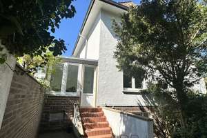 LIST-MALERVIERTEL:
FREISTEHENDES STADTHAUS MIT 9 ZIMMERN ZUM ARBEITEN/WOHNEN ODER 
EINE GR. FAMILI – Die vollständige Adresse der Immobilie erhältst du vom Anbieter., 30177 List, Hannover – Vorschaubild 17
