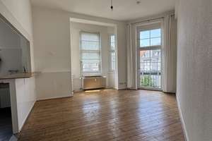 3-Zimmer Altbauwohnung im beliebten Düsseldorf Friedrichstadt- sofort bezugsfrei – Kirchfeldstr. 159, 40215 Friedrichstadt, Düsseldorf – Vorschaubild 2