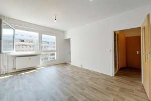 Wir renovieren! 1-Zimmer-Wohnung im Erdgeschoss! Frei ab Juni!