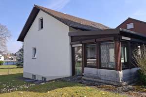 Die ideale Lage für Familie:  Freistehendes Wohnhaus mit Garage  in Reutlingen-Rommelsbach – Die vollständige Adresse der Immobilie erhältst du vom Anbieter., 72768 Rommelsbach, Reutlingen – Vorschaubild 5