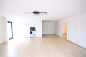 Große 3-Zimmer-Wohnung mit 2 Balkonen in direkter Rheinlage – Am Frankenturm 5, 50667 Altstadt/Nord, Köln – Vorschaubild 8